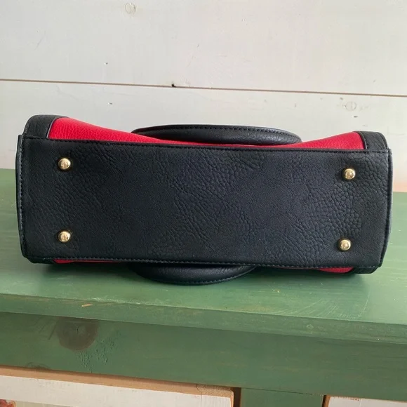 Charming Charlie Elegant Tricolor Bag - Picture 5 of 5